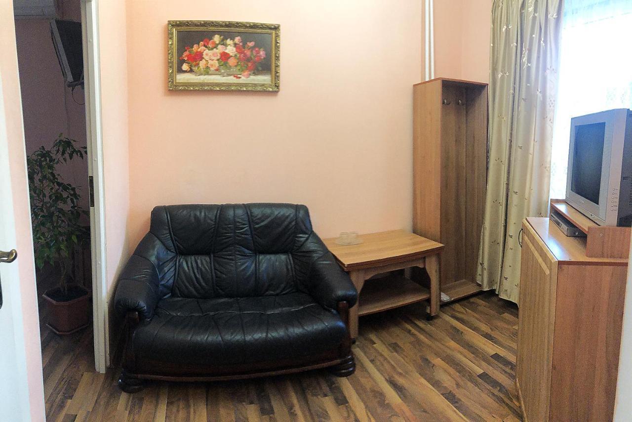 Comfort Hotel Chervonograd Экстерьер фото