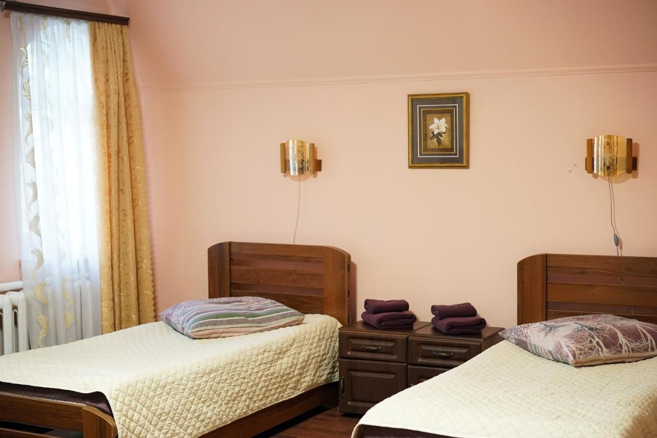 Comfort Hotel Chervonograd Экстерьер фото