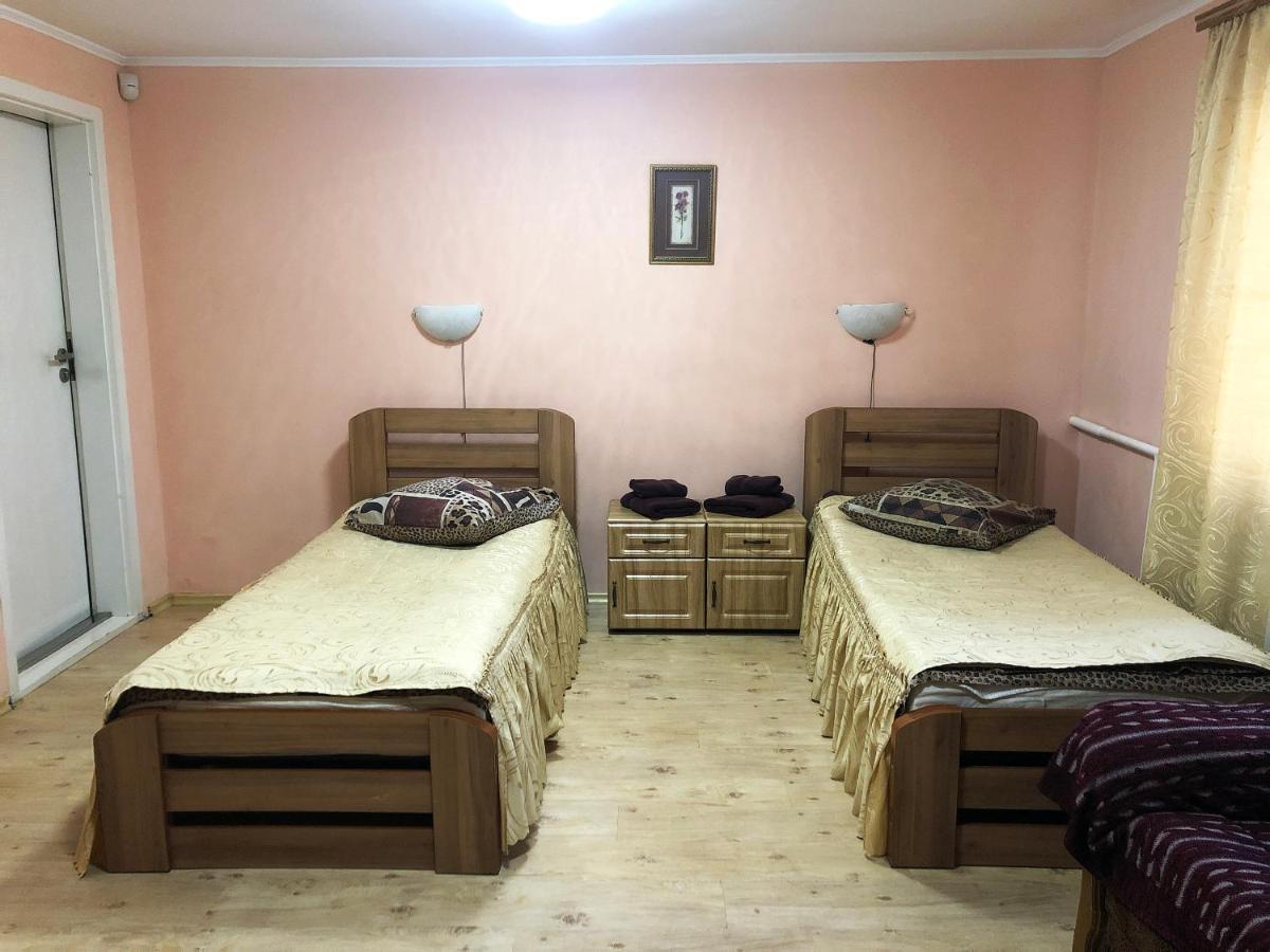 Comfort Hotel Chervonograd Экстерьер фото