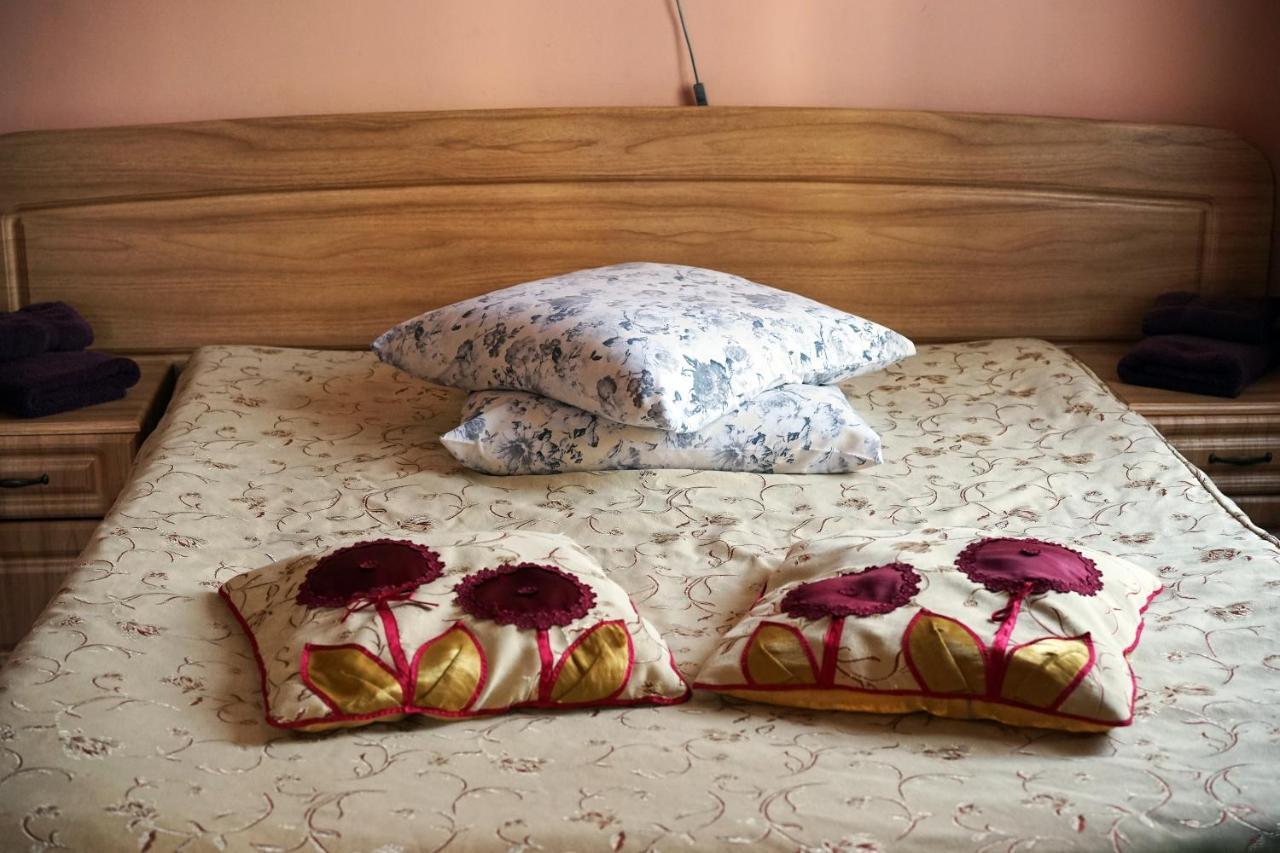 Comfort Hotel Chervonograd Экстерьер фото